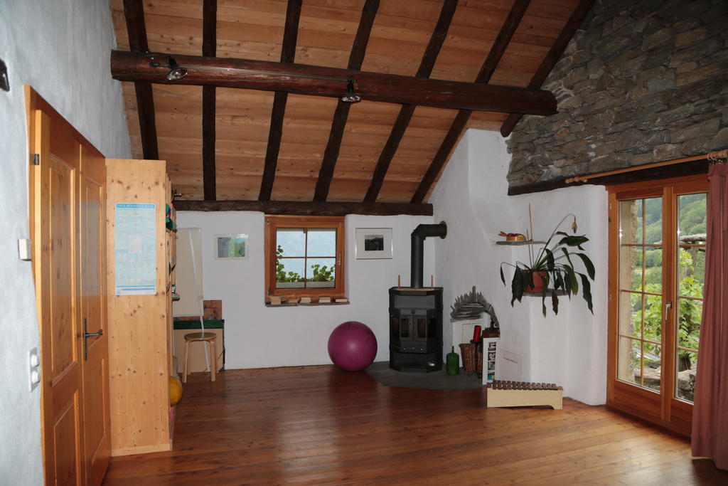 Casa Dosc Bed & Breakfast Verdabbio Екстериор снимка